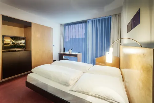 Innside by Meliá Düsseldorf Seestern Rooms Photos