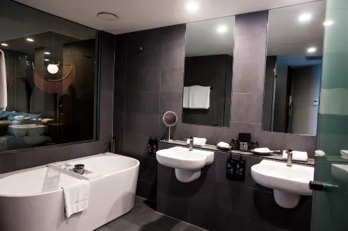 Ovolo the Valley Brisbane Rooms Photos