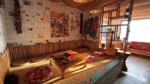 Romantic Tours in Arctic Village Aree comuni Photos