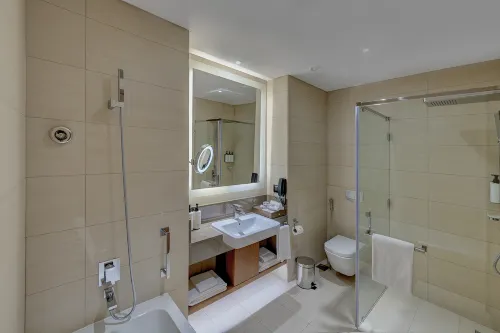 Crowne Plaza Muscat OCEC Chambres Photos