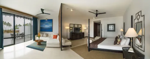 The Blue Water - Geoffrey Bawa Heritage - City Resort Hotel Huoneet Photos