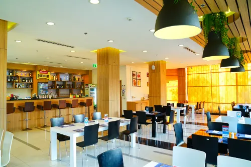Holly Hotel Myanmar Ristorazione Photos