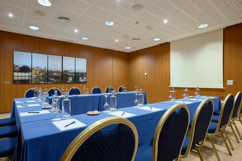 Hotel Bécquer Photos