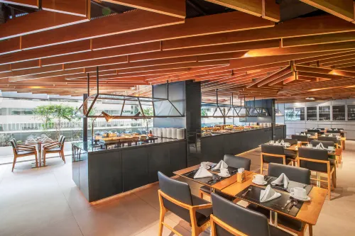 Melia Brasil 21 Dining Photos