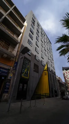 So City Hotel Extérieur Photos