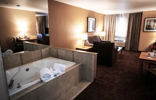 Crystal Inn Hotel & Suites - Midvalley Rooms Photos