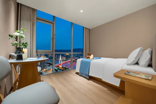 Jiting High-altitude Riverview Hotel (Jiefangbei Cloud Eye) Phòng Photos