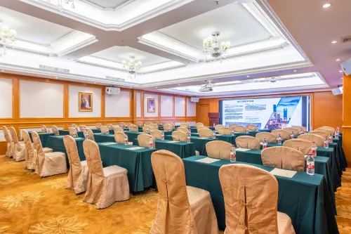 Vienna International Hotel (Guangzhou Xintang High Speed Railway Station Cowboy City Branch) Бизнес-удобства Photos