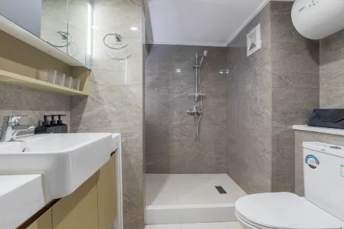 Kenny House Hotel Rooms Photos