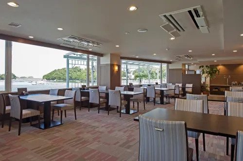 Izumigo Toba Dog Paradise Hotel Restauration Photos