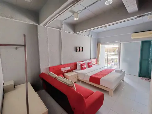 Madam House Patong Kamar Photos