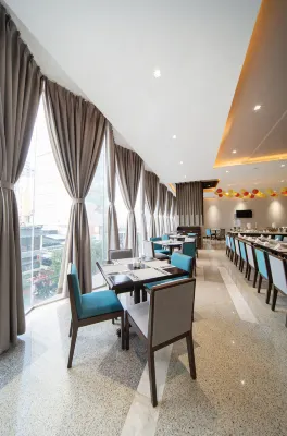 Green Beach Hotel Nha Trang Питание Photos