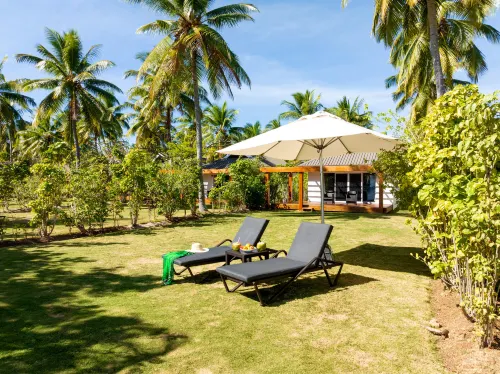 Lomani Island Resort & Spa Rooms Photos