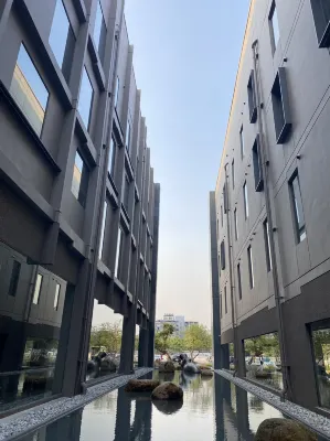 Travelodge Nimman Eksterior Photos