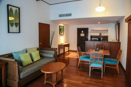 Woodlands Hotel and Resort Pattaya Chambres Photos