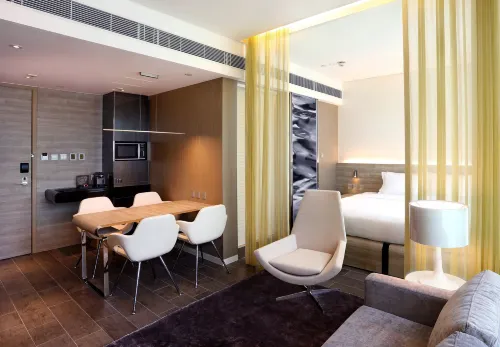 Lodgewood by Nina Hospitality | Mong Kok Rooms Photos
