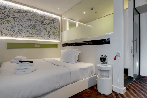 Hub by Premier Inn Edinburgh Haymarket Zimmer Photos