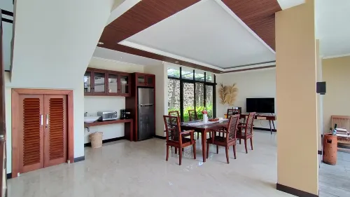 The Grand Villandra Resort Lovina Restauration Photos