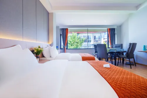 Moon Bay Boutique Hotel Rooms Photos