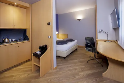 Best Western Plus Executive Hotel and Suites Rooms Photos