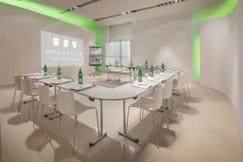 UNA HOTELS Vittoria Firenze Business Photos