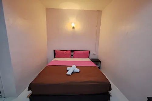 Hotel Kuang Hua Sitiawan Near to Unikl-Mimet Camere Photos