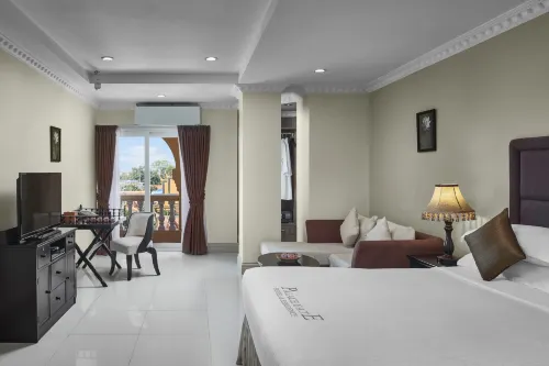Palace Gate Hotel & Residence By EHM Featured Photos