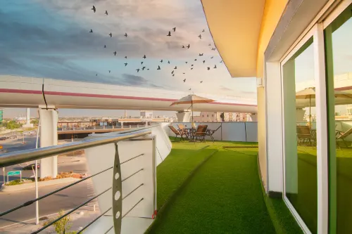 Golden Ship Hotel Featured Photos
