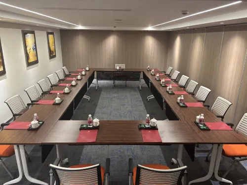 Baolong Hotel Business Facilities Photos