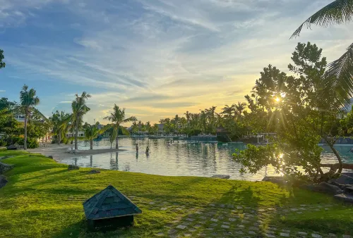 Plantation Bay Resort and Spa Exterior Photos