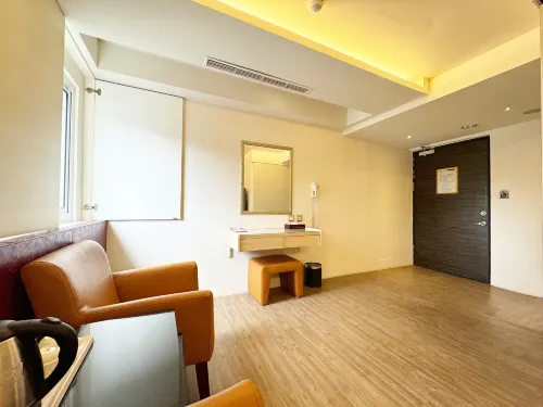 Ai-Lai Fashion Hotel Rooms Photos