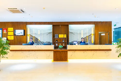 Nanning Jinshuiwan International Hotel ( Nanhu Park Macun Subway Station) Избранное Photos