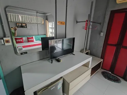 Madam House Patong Photos