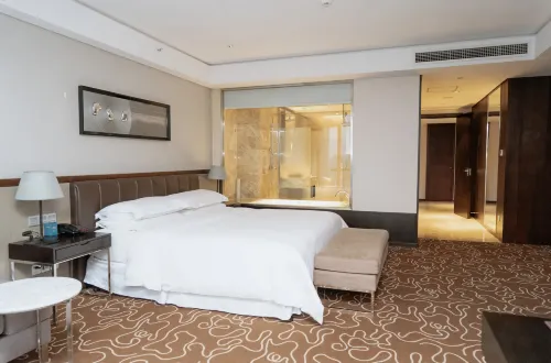 Four Points by Sheraton Qingdao, West Coast Rooms Photos