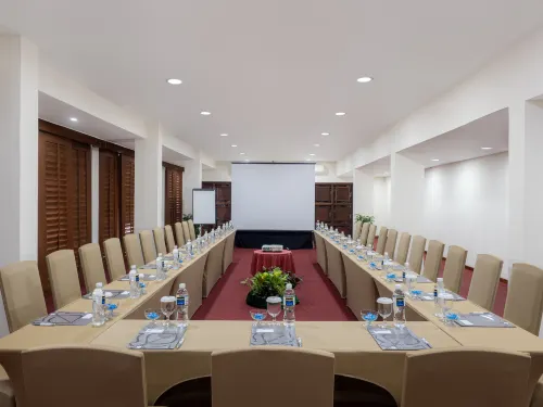 Nirwana Resort Hotel Fasilitas Bisnis Photos
