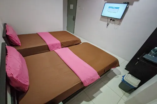 Hotel Kuang Hua Sitiawan Near to Unikl-Mimet Camere Photos