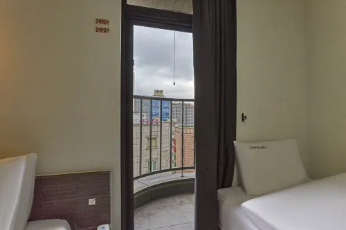 Hertz Hotel Chambres Photos
