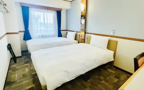 Toyoko Inn Higashi Hiroshima Ekimae Chambres Photos