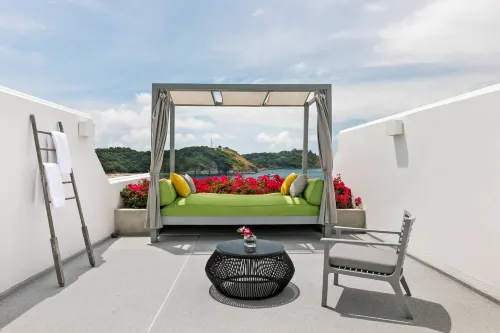 The Nai Harn Zimmer Photos