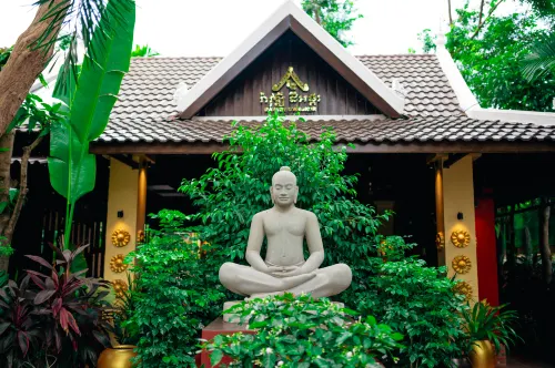 Sophavady D'Angkor Featured Photos