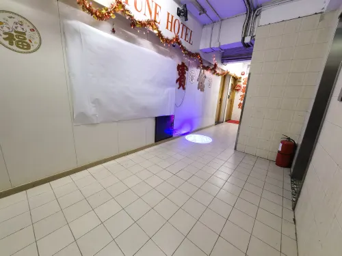 New Fortune Hotel Extérieur Photos