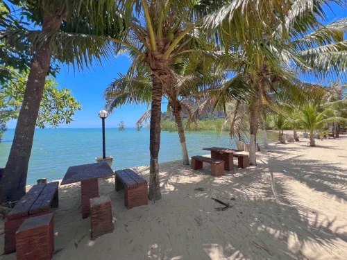 Diamond Beach Resort Dekat Hotel Photos