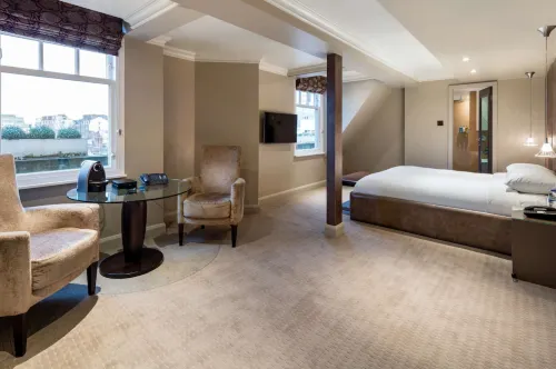 Radisson Blu Hotel, London Bloomsbury Kamar Photos