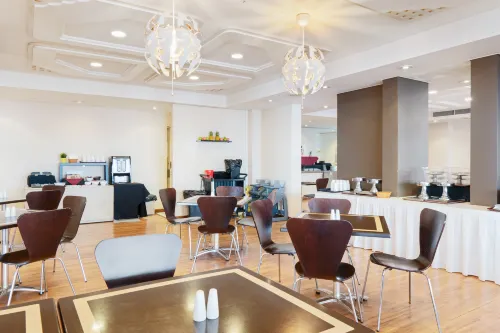 Quality Hotel Ambassador Perth Ristorazione Photos