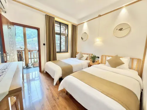 Fenghuang Barley Country Inn Rooms Photos