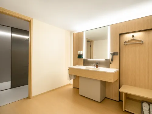 JI Hotel (Liuzhou Five Star Pedestrian Street Liuhou Park) Chambres Photos