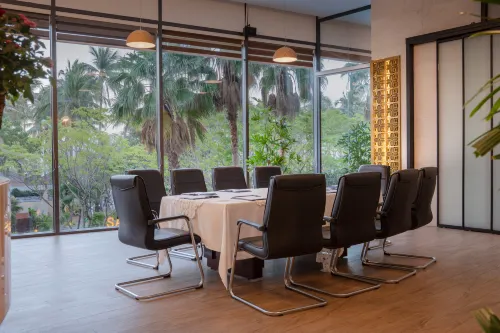 Starcity Hotel & Condotel Beachfront Nha Trang Бизнес-удобства Photos