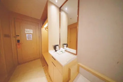 Vienna Hotel (Lijiang Old Town) Rooms Photos