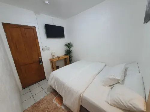 West Coast Beach House Rooms Photos