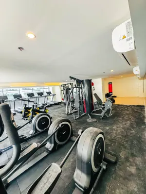 Luxury hotel near City of Dreams Solaire NAIA MOA- City of bridge Semester och rekreation Photos